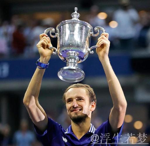 鲁德红土场告捷 首次战胜梅德韦杰夫 鲁德红土场告捷 首次战胜梅德韦杰夫