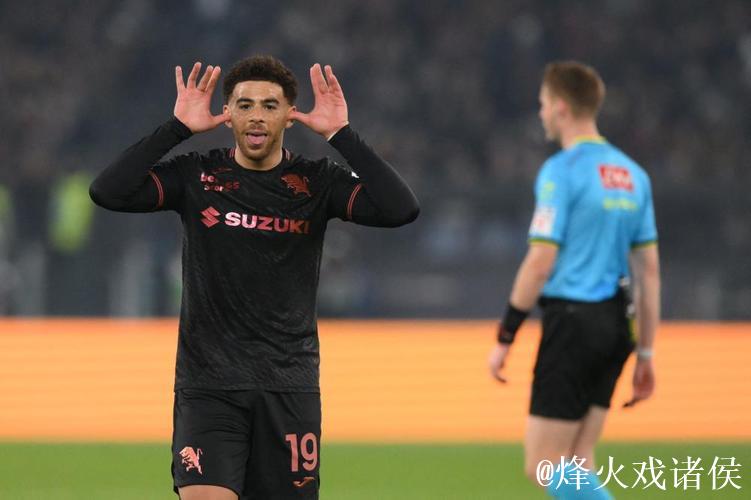 伊尔汗绝杀亚当斯双响 都灵3-2罗马进意杯八强战国米