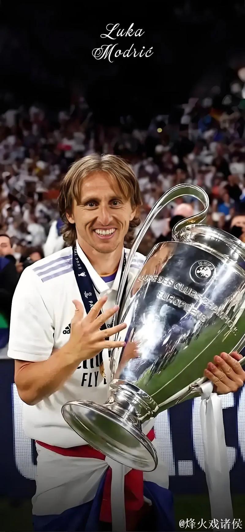 莫德里奇:暂时不会退出国家队 欧国联之后再考虑 莫德里奇:暂时不会退出国家队 欧国联之后再考虑